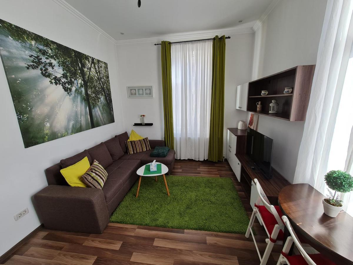 Downtown Central University Apartament - Cal1 Bukurešť Exteriér fotografie